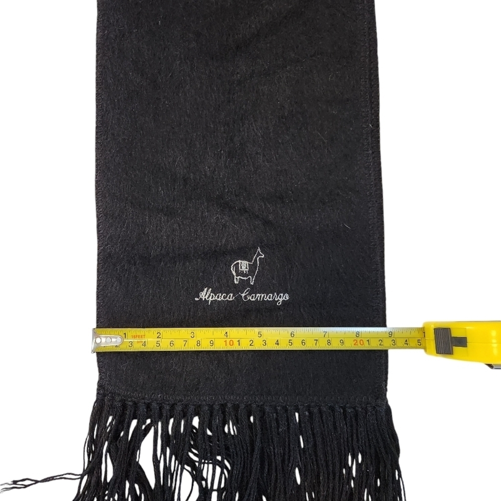 ALPACA CAMARGO alpaca wool fringed scarf in black made in Peru - Picture 7 of 9